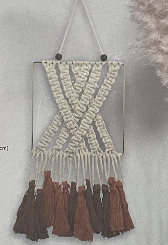 Freeform Craft Macrame Wall Hanging Kit Easy DIY Assembly Instructions