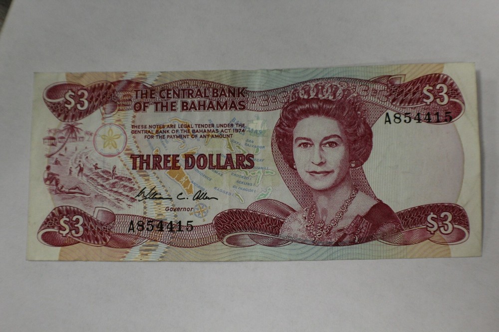 1974 (1984) Bahamas $3 note XF