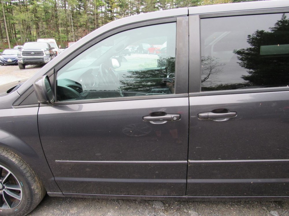 CARAVAN 2017 Glove Box 1041557