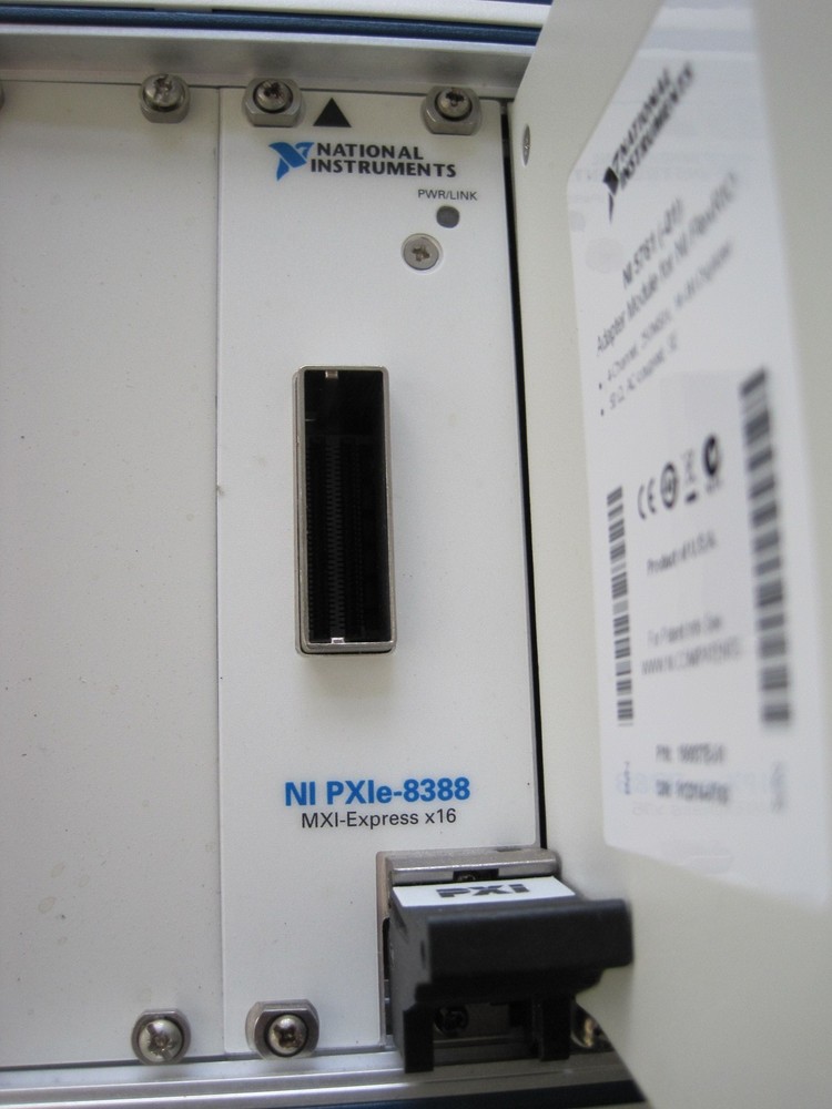 National Instruments NI PXIe-8388  (Remote control module)