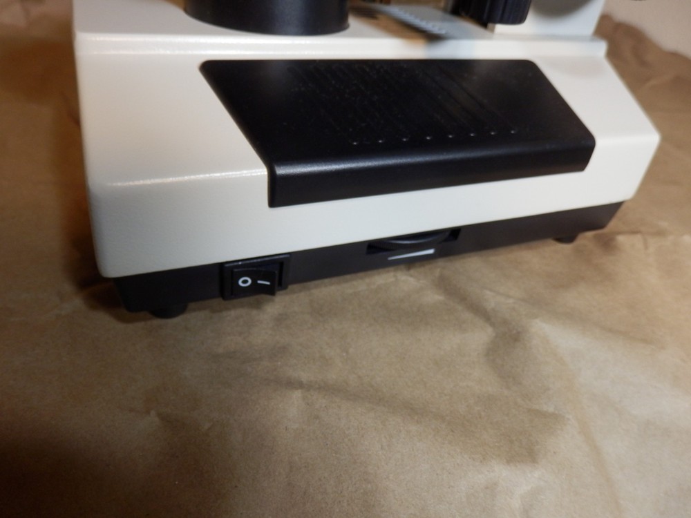 OMAX 40X-2000X LED Compound Microscope