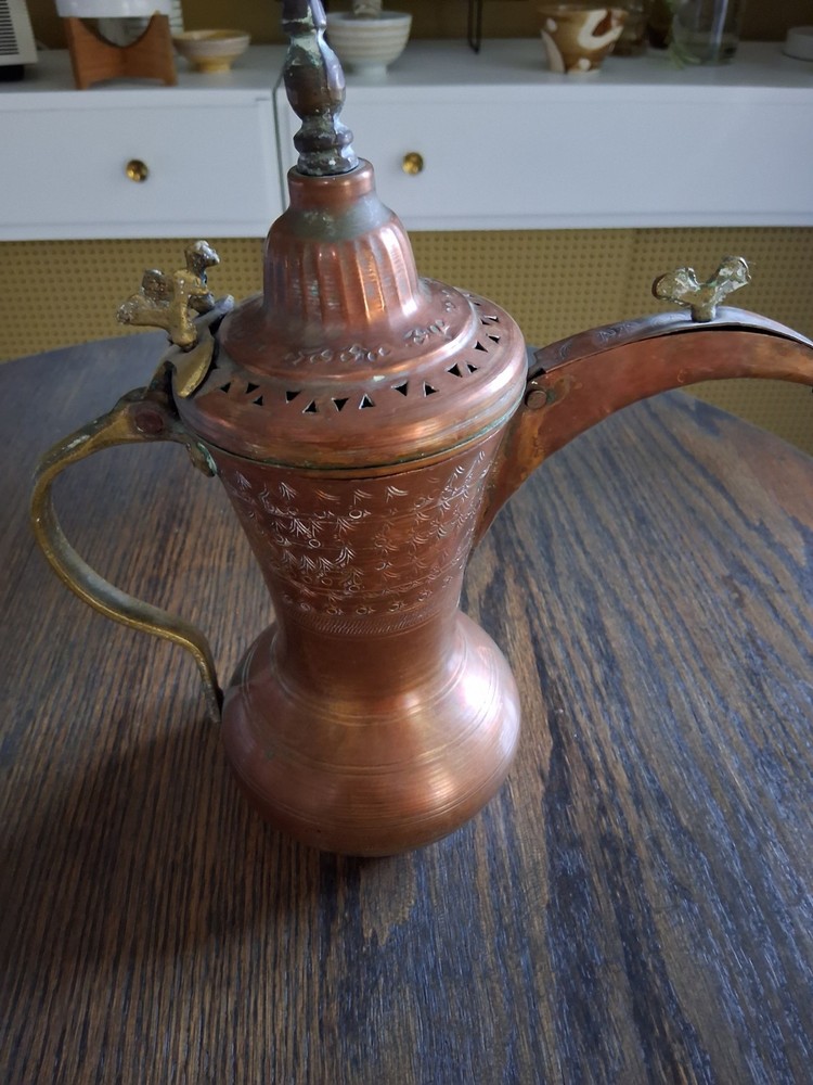 Vintage Copper / Brass Dallah Coffee Pot