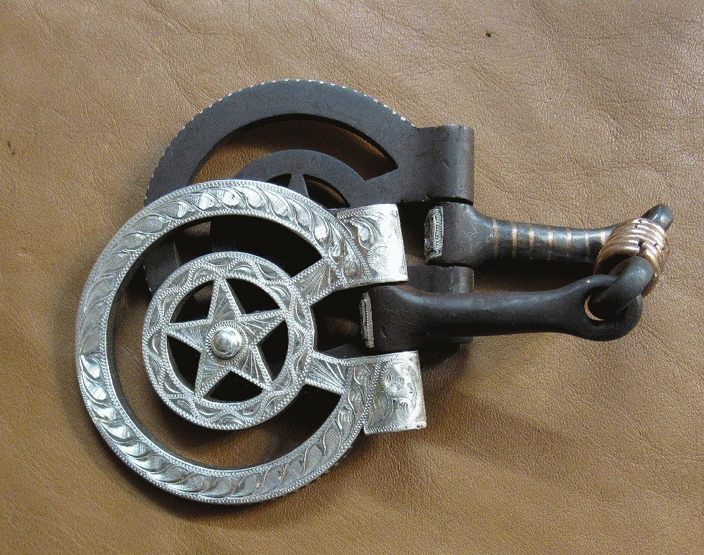 E Garcia Brown D Ring Texas Star Dog Bone Snaffle Silver Bit