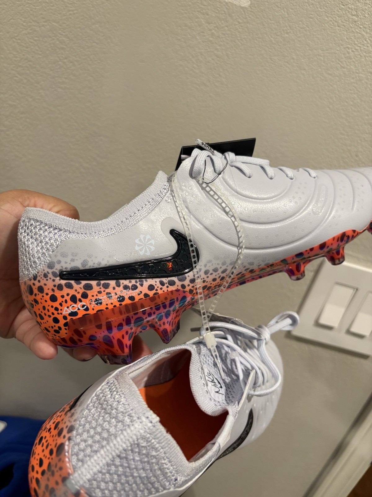 Nike Tiempo Legend 10 Elite FG HF4821-900 Olympic Men’s Size 10.5 Soccer Cleats