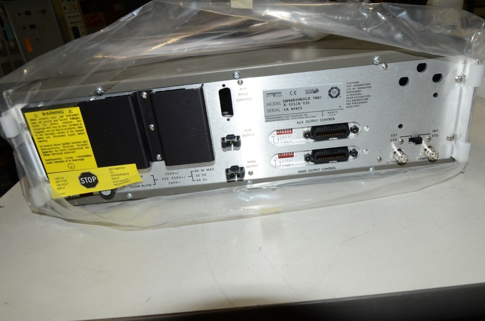 PTS Programmed Test Sources D040 DO40 40 Mhz Frequency Synthesizer Brand NEW