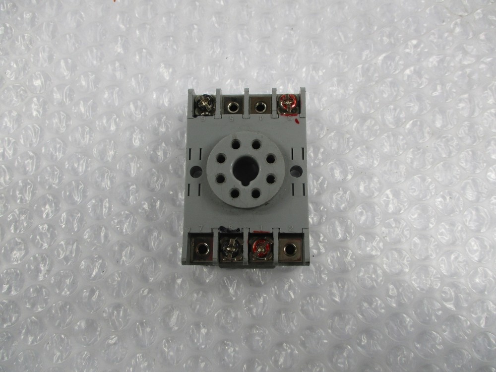 DAYTON 5X852E RELAY BASE UNMP