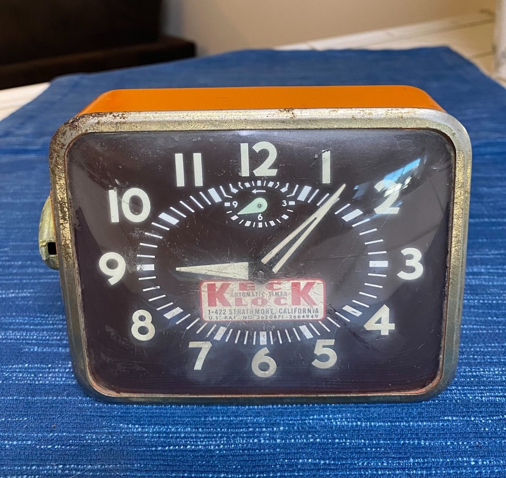 Vintage Mid-Century Orange Keck Mechanical Wind Automatic Timer Clock 13B