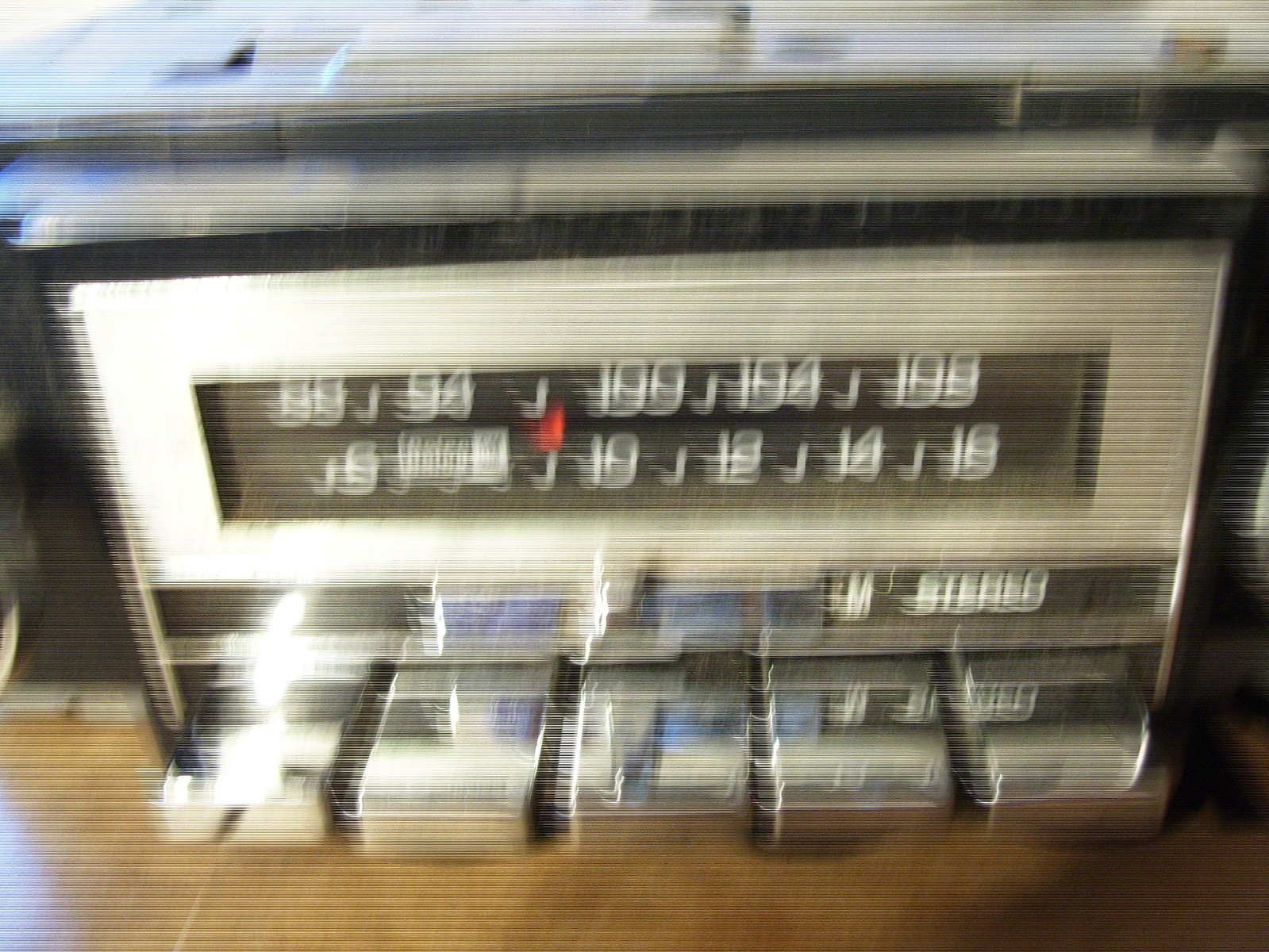 84 GM AM FM radio fits chevy truck 1973 - 87 Good working 74 75 76 77 78 79 80