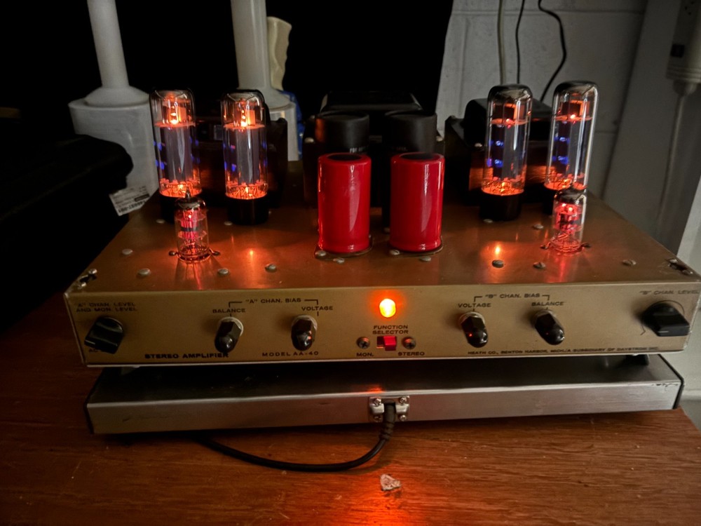 Heathkit AA-40 Stereo Power Amplifier - Tested