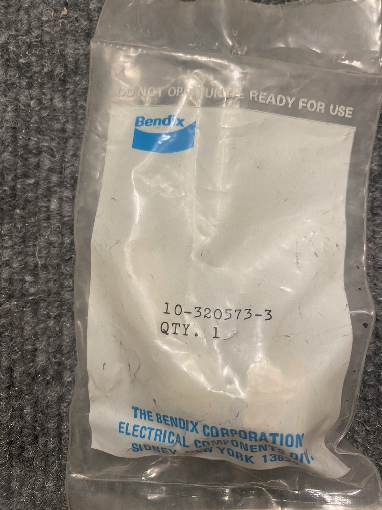 BENDIX 10-320573-3 ELBOW