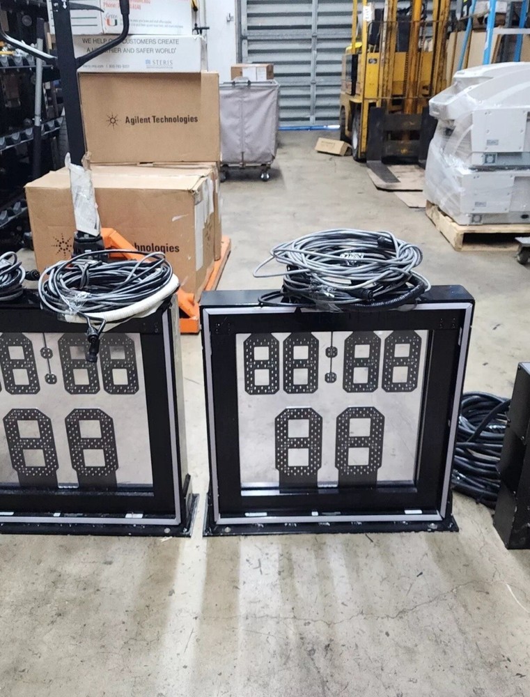 Large Daktronic Shot Clock