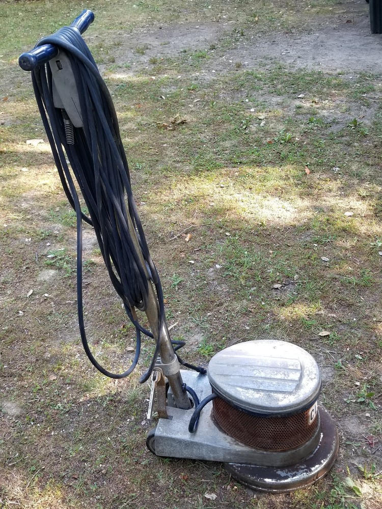 CLARKE ELECTRIC FLOOR BUFFER C-15