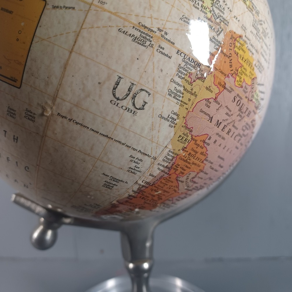 2009 UG Globe Desktop 6.5" Diameter