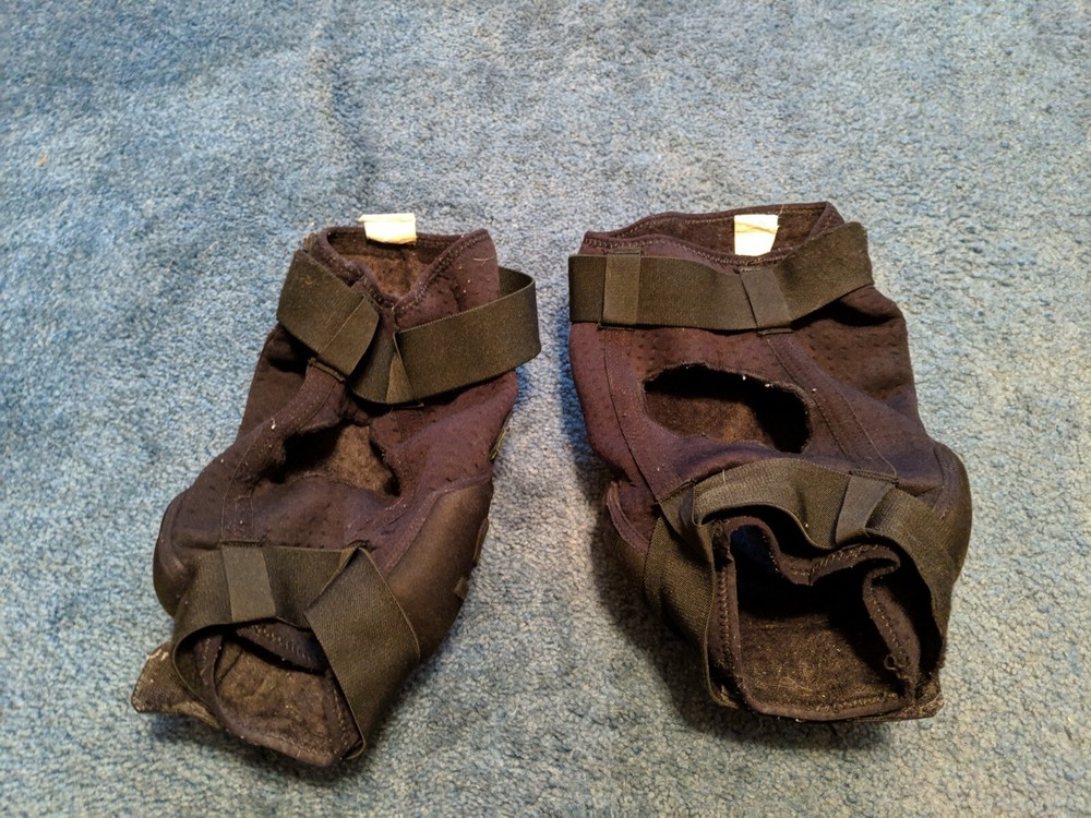 Planet Eclipse Knee Pads