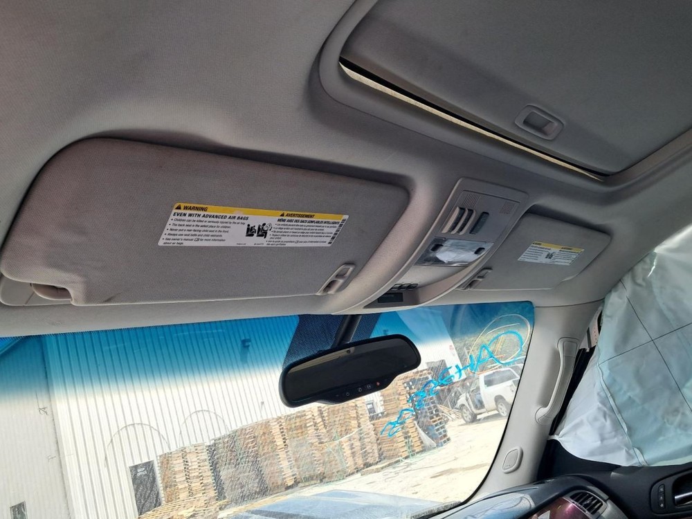 Fuse Box Engine Fits 10-14 ESCALADE 4776207