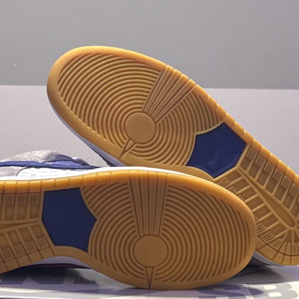 Nike SB Dunk Low Rayssa’s Leal Size 10