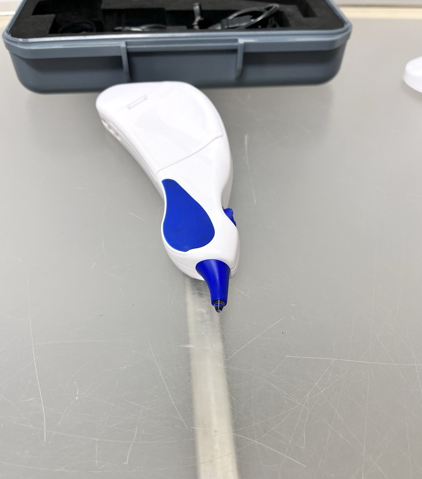 Reichert iPac Pachymeter w/ Charging Cradle, Case