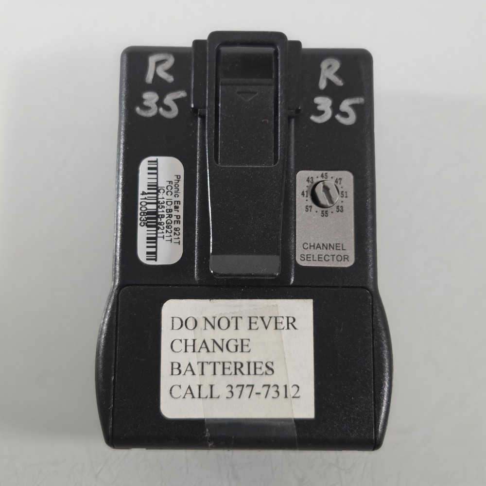 4 Bodyworn Transmitter 921T Radium 216MHz Phonic Ear UNTESTED - 1 DOESNT TURN ON