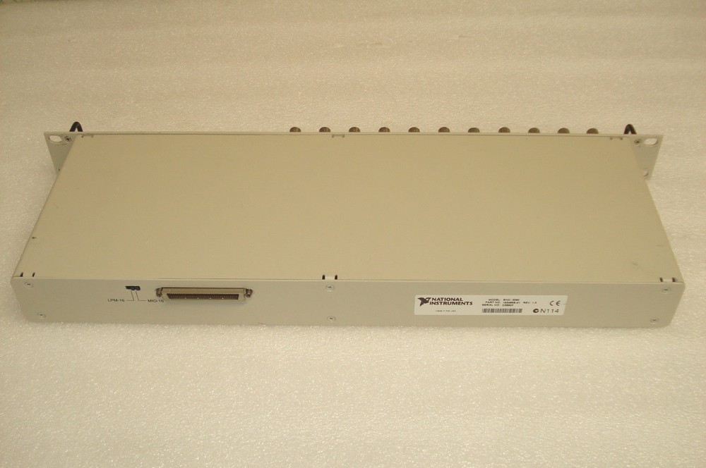 National Instruments BNC-2090 Data Controller Terminal
