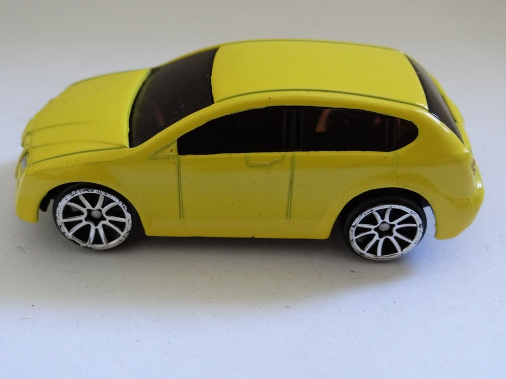 Motor Max Toy Car Yellow