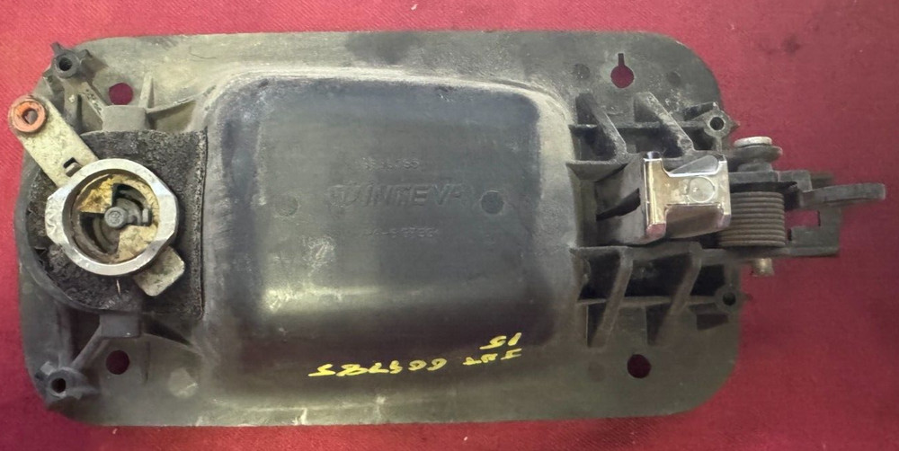 INTERNATIONAL DOOR HANDLE INTEVA 16936365 DRIVERS / LEFT