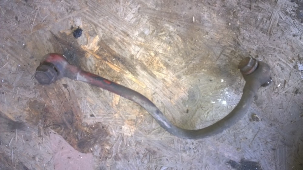 AIR COMPRESSOR LUBE PIPE 2 - REMOVED FROM FORD 75-E-15 BREAKING
