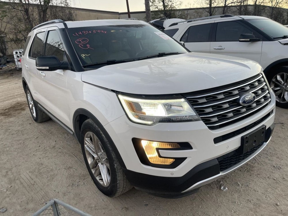 Camera/Projector Camera Rear Fits 16 EXPLORER 1014611