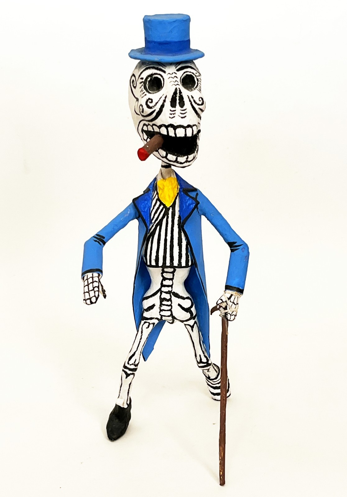 2 1970s SIGNED LINARES MEXICAN CARTONERIA PAPER MACHE SKELETON CATRINA SCULPTURE