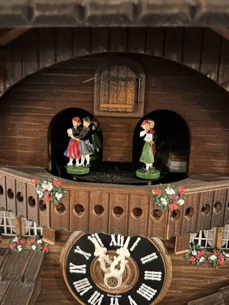 Vintage 1 day cuckoo clock