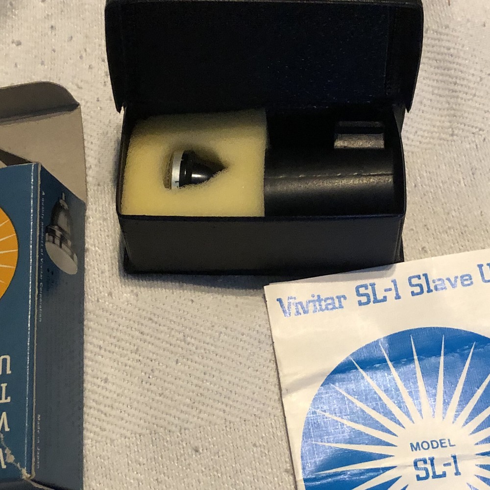 VIVITAR SL-1 WIRELESS CAMERA FLASH TRIGGERING UNIT W/ Case+Manual