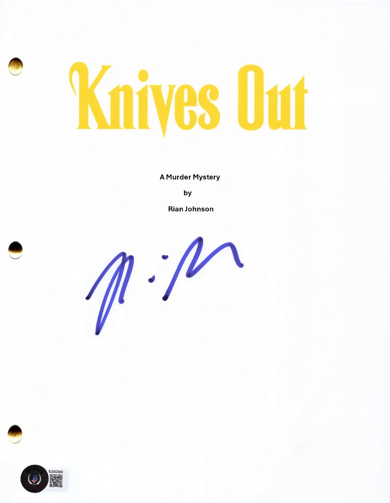 RIAN JOHNSON SIGNED AUTOGRAPH KNIVES OUT FULL SCRIPT BECKETT BAS