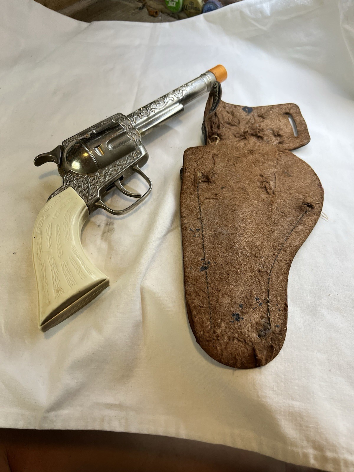 Vintage 1950’s Cowboy Hat Size 7, Cap Gun, (Works), And Holster.