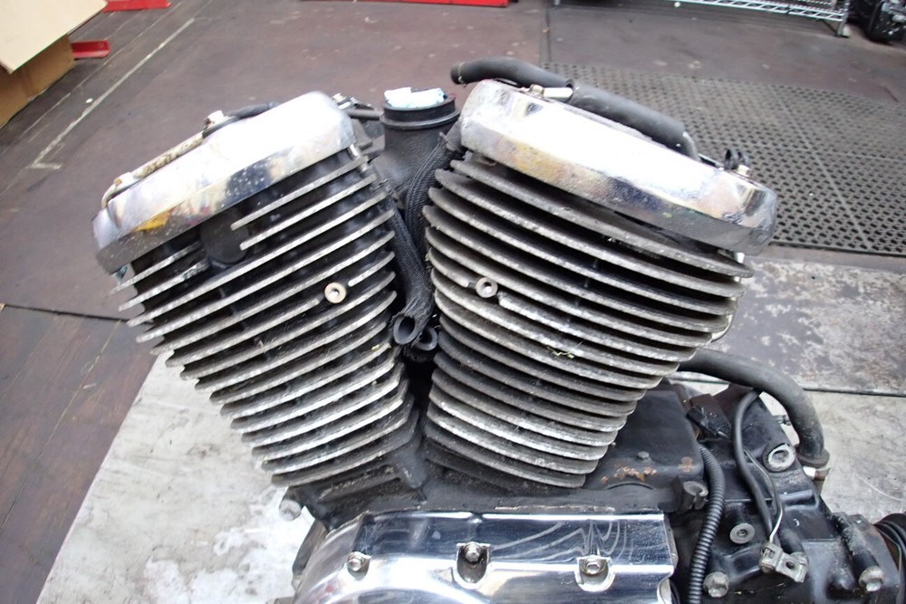 2003 SUZUKI VL800Z ENGINE W/ STARTER 170 175 COMPRESSION UNKNOWN MILES
