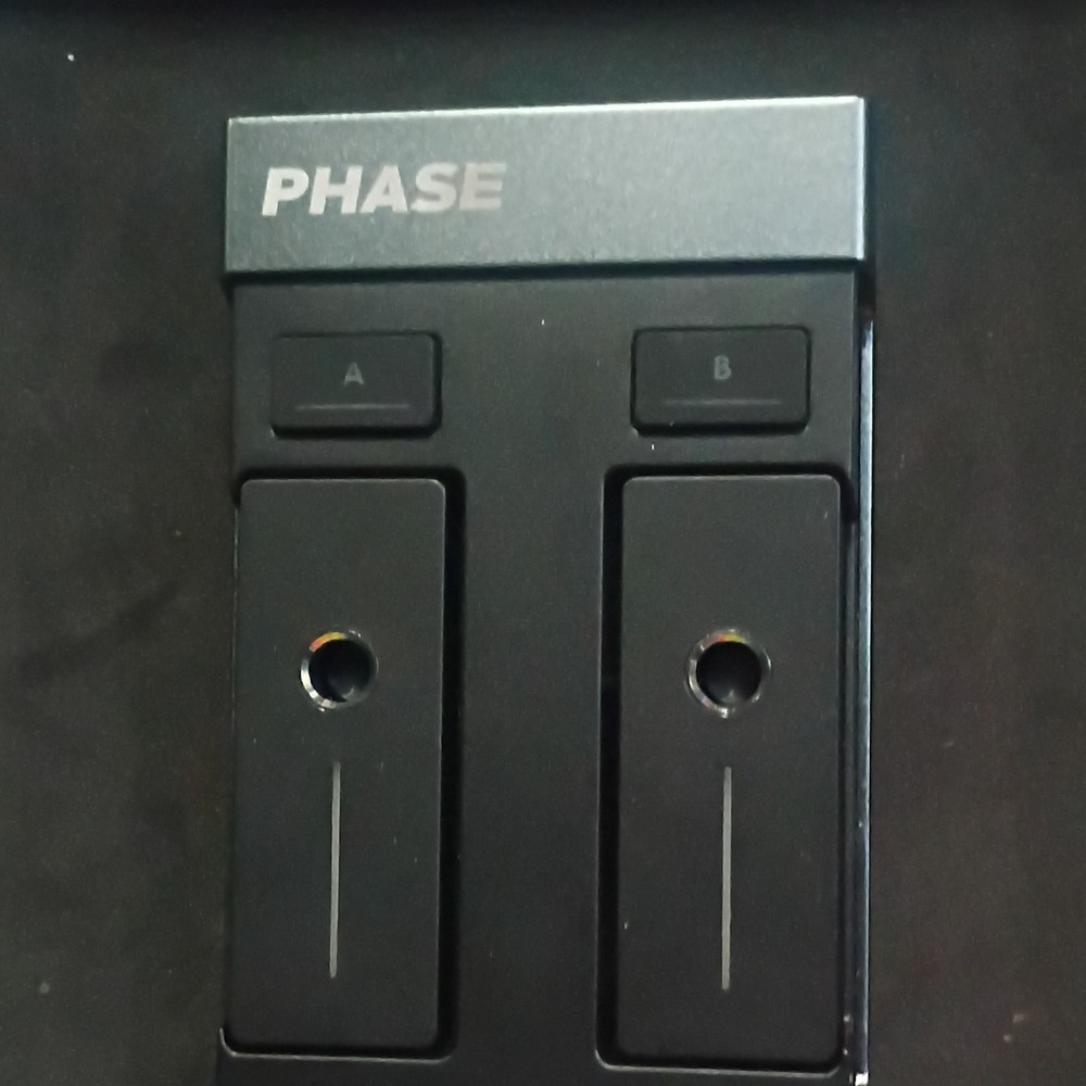 Phase DJ Controller Accessory Black Wireless System Receiver Remotes Cables