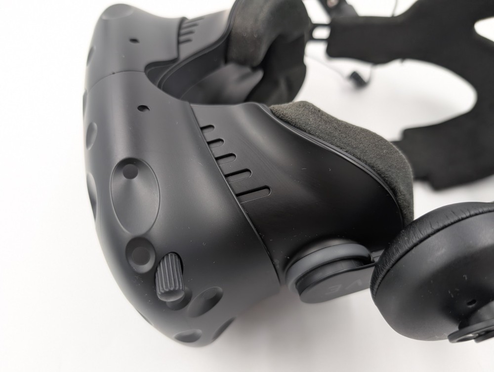 HTC Vive Virtual Reality Replacement Headset Only (260094)