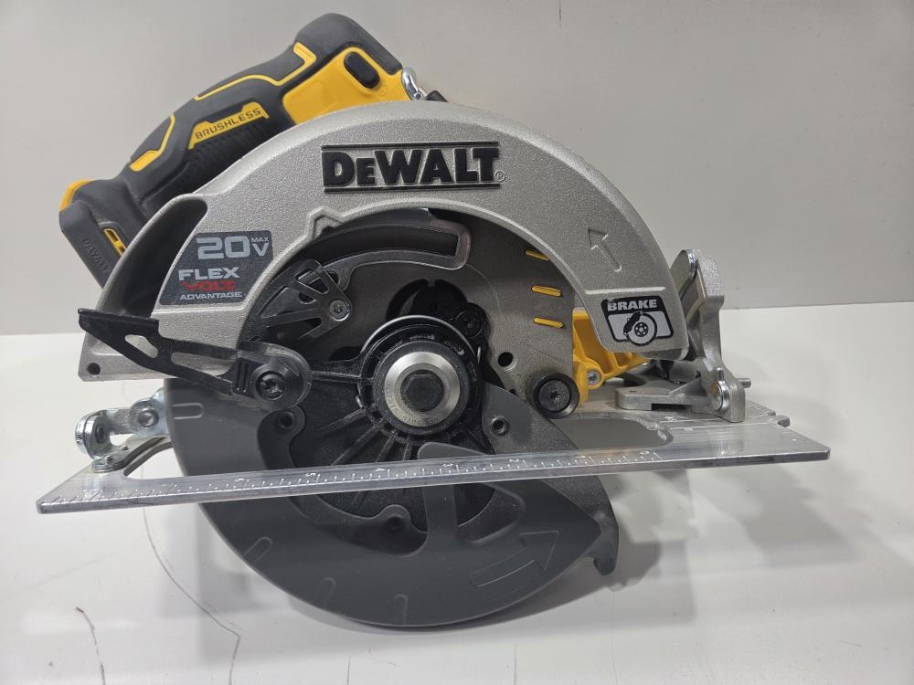 DEWALT DCS573 (P13018763)
