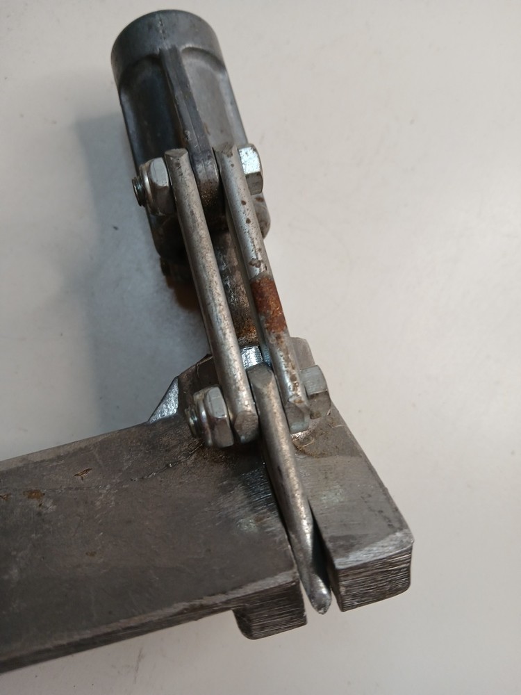Walboard Cornerbead Tool 1-1/4” inch Tool #71-002