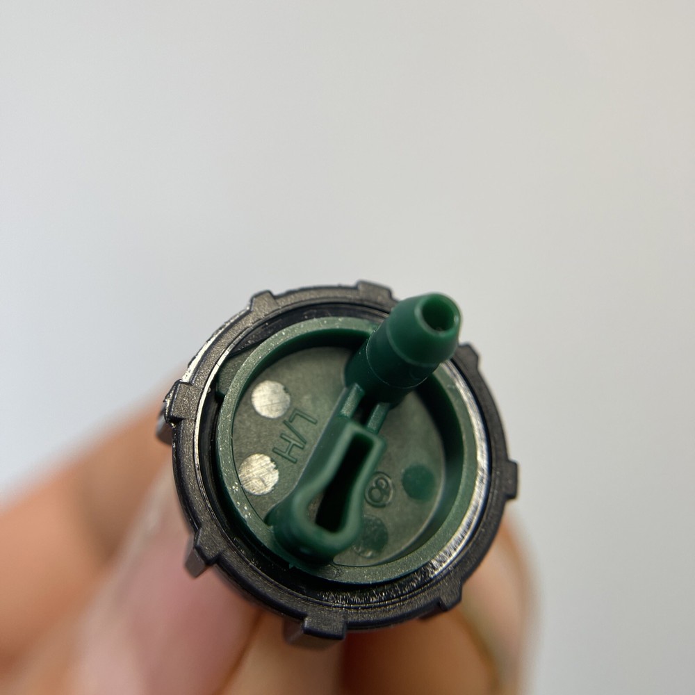 25PCS DIG BUTTON DRIPPER W222-B 2GPH. # 32