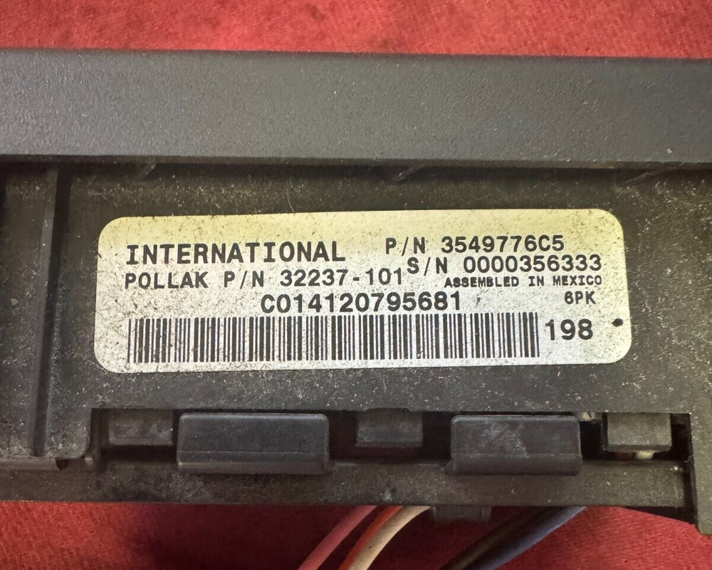 International PROSTAR SWITCH PANEL Dash Panel - 3549776C5, 32237-101