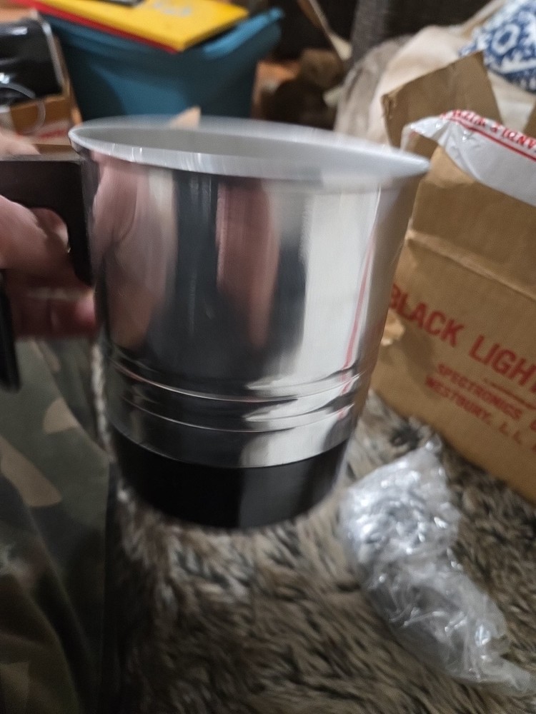 4 Cup Hot Pot With Cord Open Box