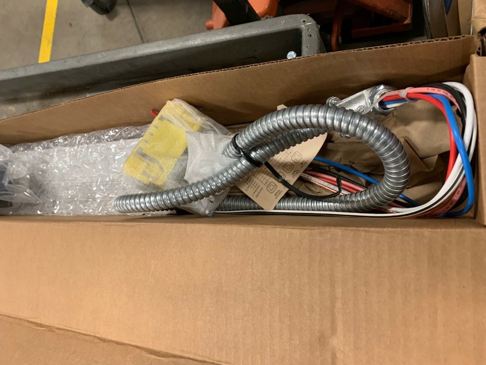 Connectrac floor raceway