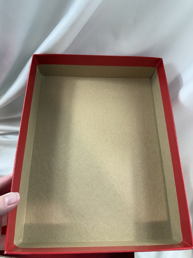 Estee Lauder Beautiful Empty Box 11X8.5X2.5"