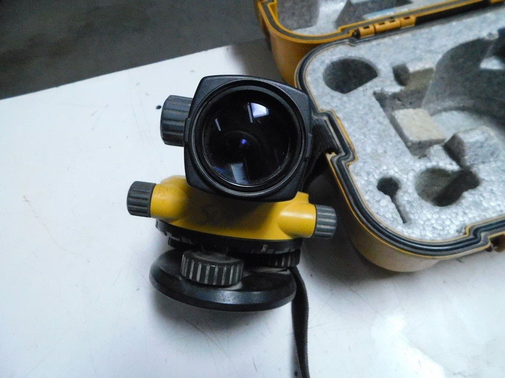 TOPCON AT-B2 AUTO LEVEL 32X M7404