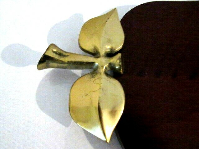 Solid Wood Pear Shaped Cutting Board With Brass