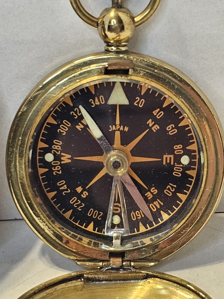 Vintage Compass with leather case marked JAPAN Great Condition