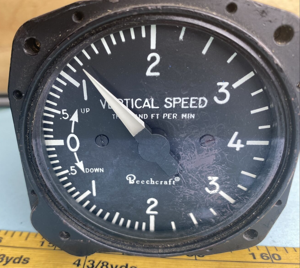 Beechcraft 101-380033-1, 400A Vertical Speed Indicator, 4000'/min