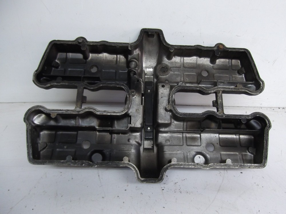 Suzuki GSX550 Cam cover