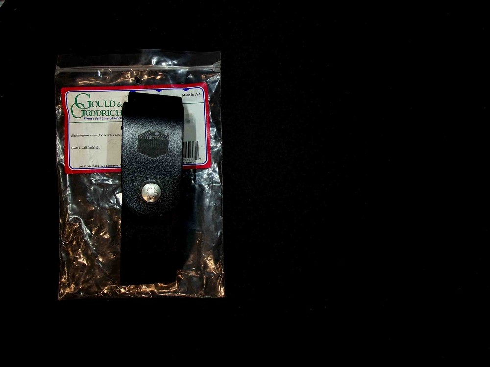 Gould & Goodrich Duty Leather Flashlight Holder
