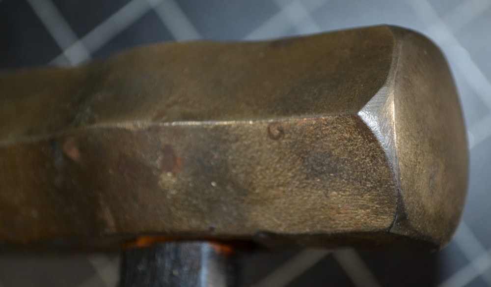 BLACKSMITH ROUNDING FORGING HAMMER - BLACKSMITH MADE - 2 1/2# - UNUSED