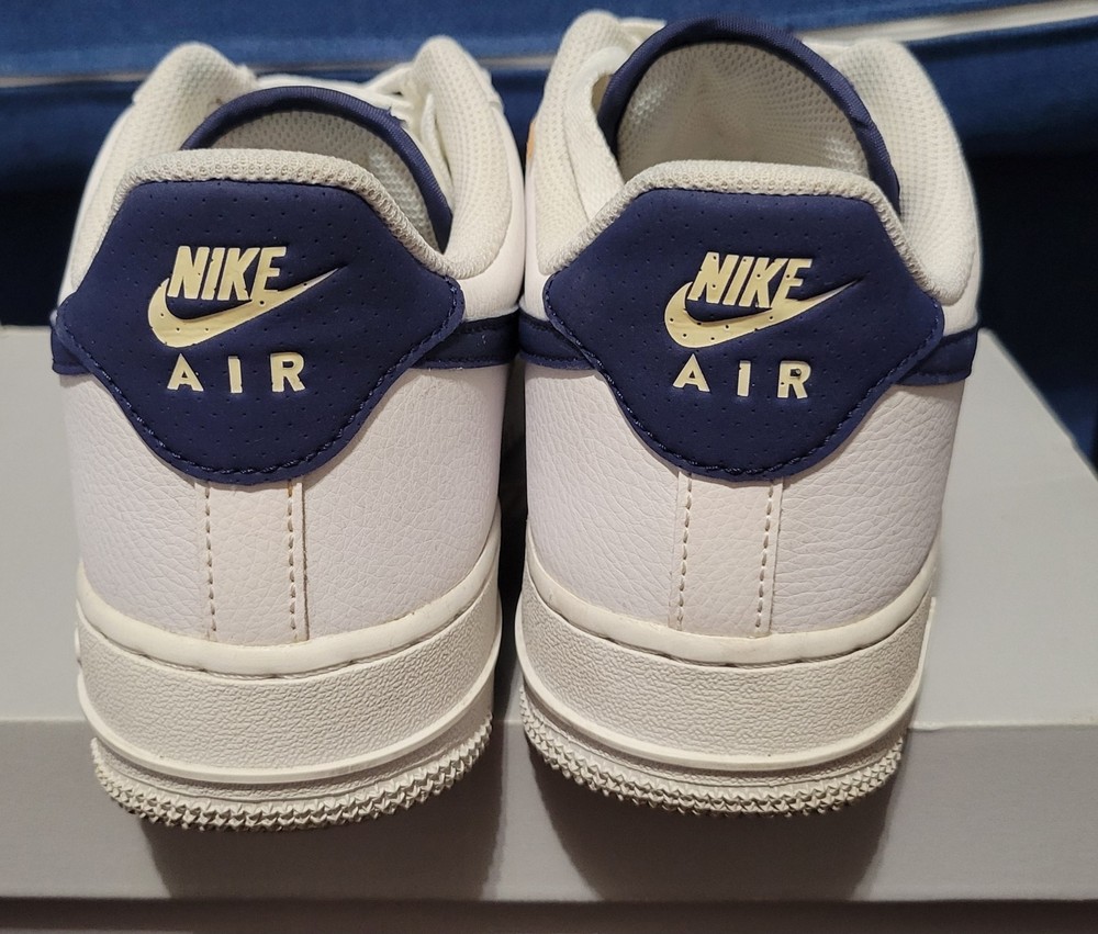 Nike Air Force 1 '07 Men's Size 8 Bundle
